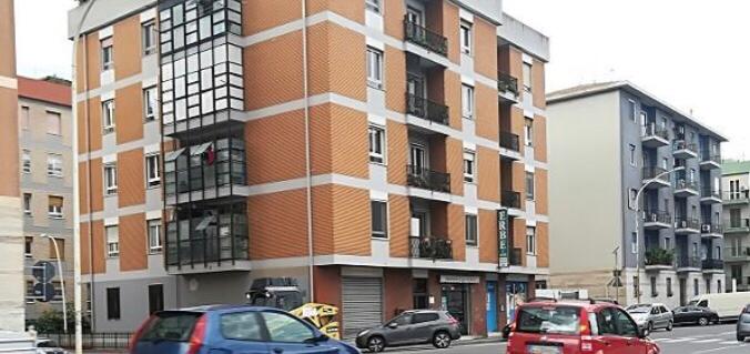 Cagliari, paura in via Campania: 23enne investita sulle strisce pedonali