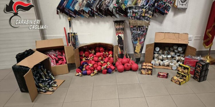 Sestu, maxi sequestro di botti illegali: li fabbricava in casa un 37enne, zero sicurezza