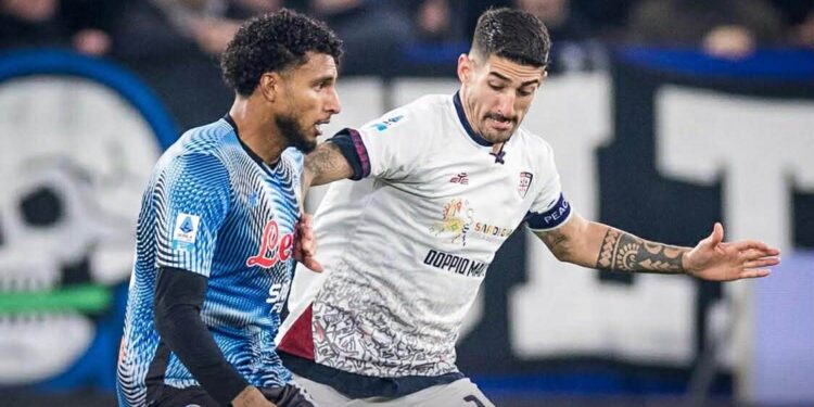 Atalanta-Cagliari 2-1, la grande prestazione non basta: Scamacca trafigge il Cagliari migliore della stagione