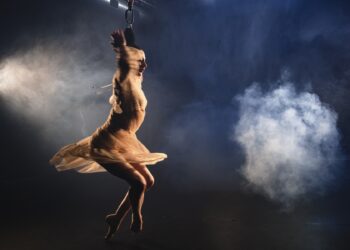 Viaggio nell’universo femminile con “Puccini Dance Circus Opera”