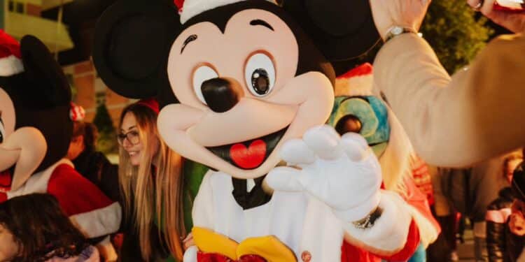 La Via del Mare vive il suo weekend più atteso: il Christmas Village tra spettacoli, cultura e i grandi passaggi in città