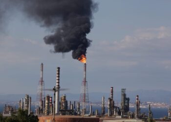 Sarroch, criticità accertate sugli impianti Sarlux dopo l’ispezione ISPRA–ARPAS di giugno 2025: il Ministero avvia una revisione