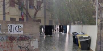 Caso “De Sanctis” a Cagliari, mamme in rivolta: “Il plesso cade a pezzi e si accusano i ragazzi”