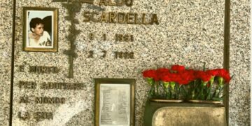 Approvata all’unanimità la mozione: sulla targa di Aldo Scardella la dicitura “vittima di errore giudiziario”