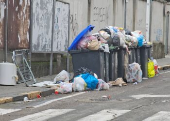 Rifiuti a Cagliari, Mura: “Il meraviglioso mondo di Massi e Luisa”