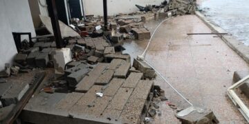 Capoterra, evacuate cento persone dalla costa in tempesta: la grande paura per la mareggiata