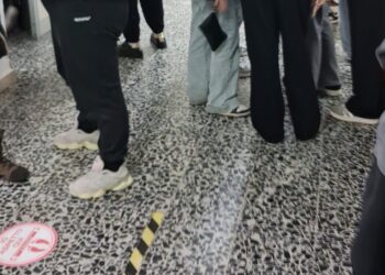 Cagliari, la rabbia degli studenti del De Sanctis: “Siamo stanchi di soffrire il freddo in un ambiente che dovrebbe essere confortevole”