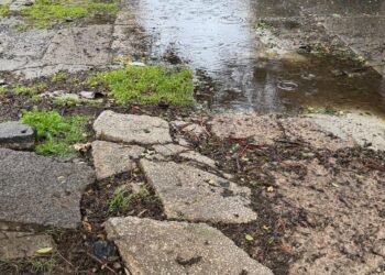 Allagamenti, degrado e pericoli dopo la pioggia: a Cagliari l’allarme dei residenti al Poetto