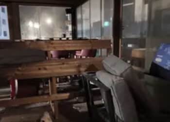 Tragica esplosione in un bar in Svizzera, 40 morti e oltre 100 feriti: “Ci sono dispersi italiani”