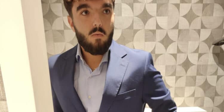 Tragico schianto a Villasimius, morto il 19enne Alessandro Zizzaro