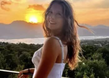 Tragedia di Crans-Montana, il dolore dei genitori per la 16enne Chiara Costanzo: “Mi hanno chiamato per identificare mia figlia”