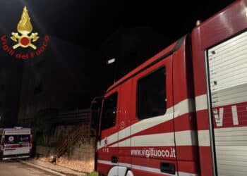 Tragedia a Bosa: 64enne trovato senza vita in casa