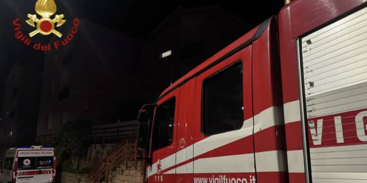 Tragedia a Bosa: 64enne trovato senza vita in casa