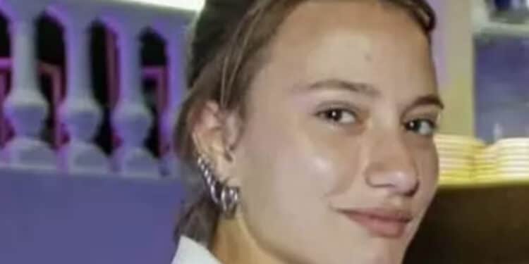 Investita dal treno in corsa, Gaia muore a 22 anni