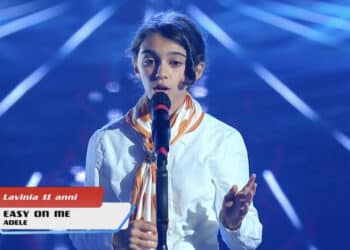 Lavinia, da Cagliari al palco di The Voice Kids: meraviglia tutti cantando “Easy on me”