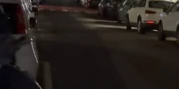 Cagliari, via Einaudi completamente al buio: “Al Comune cosa stanno facendo?” (VIDEO)