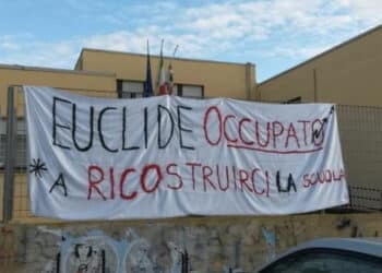 Cagliari, caso Liceo Euclide: “Criticità generalizzate a un intero istituto mentre è accaduto in una sola classe”