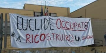 Cagliari, caso Liceo Euclide: “Criticità generalizzate a un intero istituto mentre è accaduto in una sola classe”
