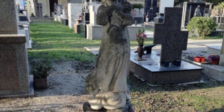 Quartu, piove nei nuovi loculi al cimitero di via Marconi: FI, urge intervenire