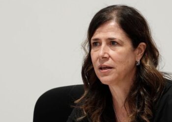 Detenuti pericolosi in arrivo in massa in Sardegna, è caos totale: Todde, “Ministro Nordio non affidabile”