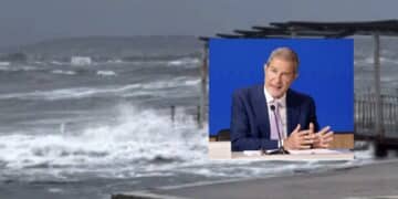 Il ministro Musumeci al Poetto: con Todde e Zedda “non tutto potrà essere ricostruito, dal governo solo un anticipo”