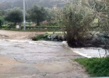 “Impossibile attraversare il Rio Solanas con un’auto”: la protesta dei residenti