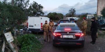 Maxi operazione contro la banda dei furti: 80 carabinieri di Cagliari in campo con elicotteri e cani