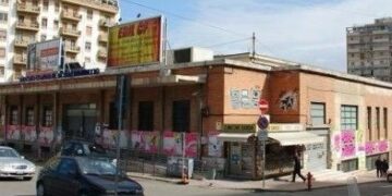 Tragedia a Cagliari, trovato morto in casa lo storico edicolante del mercato di San Benedetto