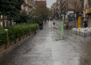 Cagliari spettrale, tutti a casa per l’allerta meteo ma è polemica: “Esagerato chiudere tutto, altre volte è stato peggio”