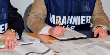 Cagliari, gravi irregolarità: chiusa dai Nas una rivendita di mangimi, sequestrate 11 tonnellate