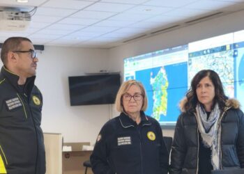 Allerta rossa per maltempo in Sardegna, la presidente Todde nella sede della Protezione Civile