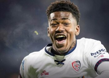 Cremonese-Cagliari 2-2, doppio bacio francese a Nicola: Adopo e il fenomenale Trepy salvano i rossoblù in rimonta