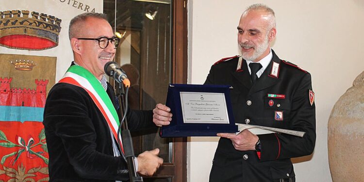 Capoterra, disarma un malvivente mentre è fuori servizio: encomio al Vice Brigadiere Giacomo Atzori