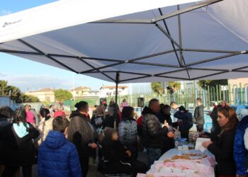 Pirri: all’Exmè distribuzione della spesa, musica e zeppolata