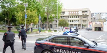 Viola il divieto di avvicinamento e torna a casa dai genitori, 22enne arrestato a Capoterra