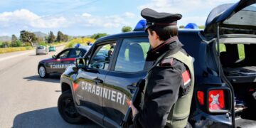 Danneggiamento, resistenza e lesioni: pensionato di 67 anni arrestato a Guspini