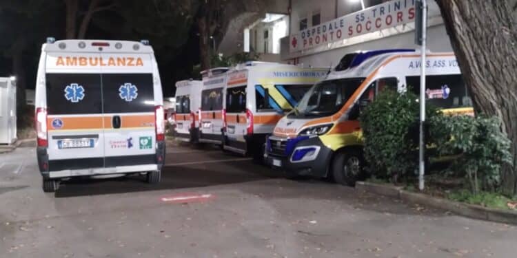 Cagliari, blackout e angoscia: 24 ore senza elettricità al Santissima Trinità, è caos totale