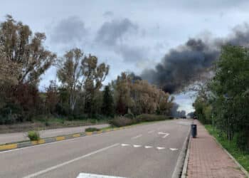 Villaputzu, un incendio distrugge il campeggio di Porto Corallo