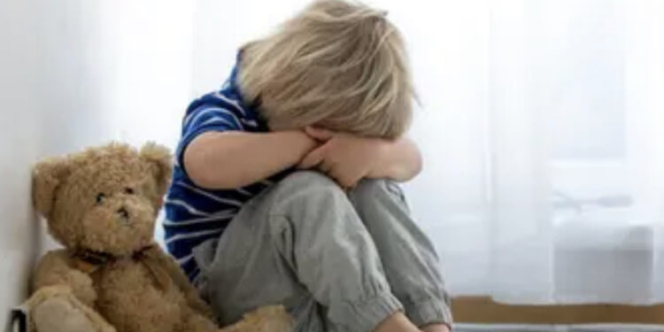 Choc in un asilo nido: insulti e schiaffi ai bimbi, 5 maestre indagate