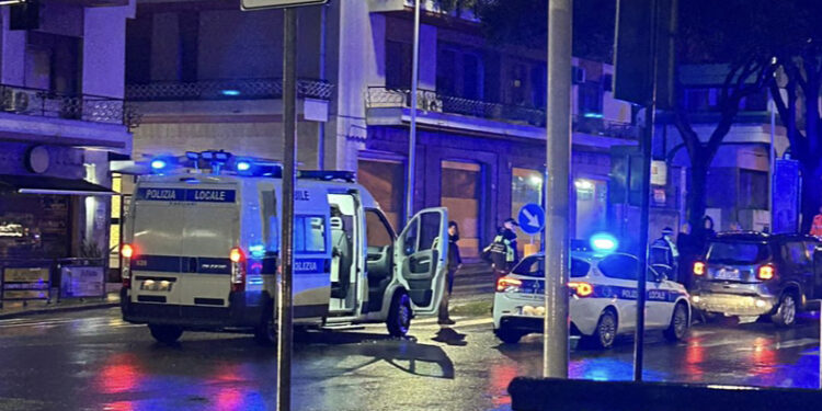 Cagliari, donna investita in via Scano mentre attraversa la strada
