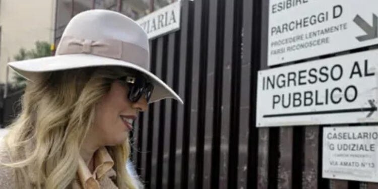 Maria Rosaria Boccia rinviata a giudizio per stalking e lesioni nei confronti dell’ex ministro Sangiuliano