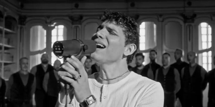 EroCaddeo e l’amore per la Sardegna: la versione a cappella di “No potho reposare”