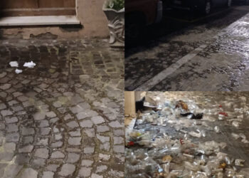 Oristano, il centro storico come un wc a cielo aperto dopo la Sartiglia: “Per rientrare a casa bisogna scalzarsi e buttare le scarpe“