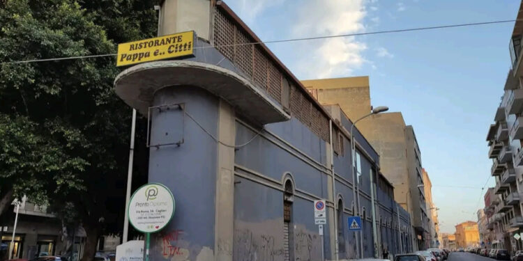 La storica insegna di “Pappa e Citti” saluta definitivamente Cagliari: addio ad un punto di riferimento per residenti e turisti