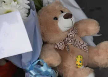 L’addio al piccolo Domenico, il cappellano dell’ospedale: “Momento molto duro”