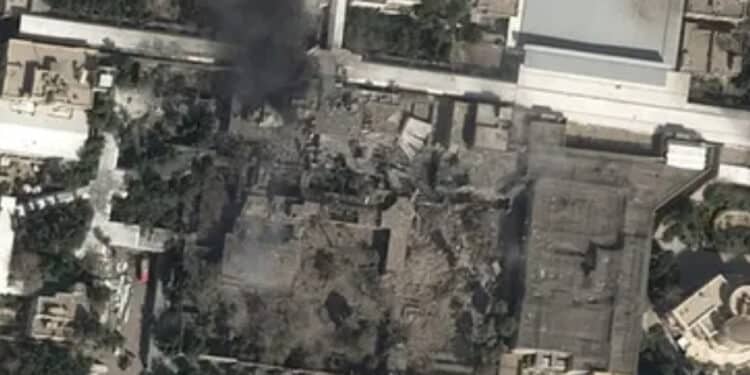 Usa e Israele attaccano l’Iran: “Missili anche contro una base in Kuwait con 300 italiani”