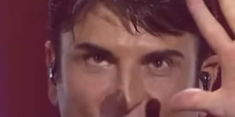 Sanremo, tutto pronto per la finalissima: chi vincerà? Sal Da Vinci domina sui social