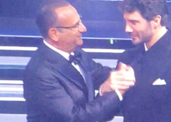 Sanremo 2027, Stefano De Martino sarà il prossimo conduttore del Festival