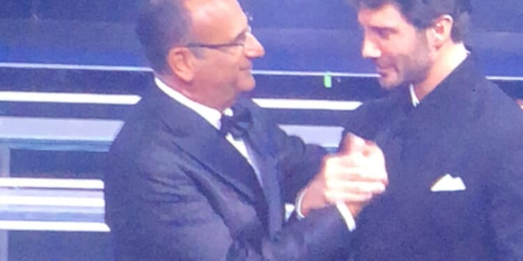 Sanremo 2027, Stefano De Martino sarà il prossimo conduttore del Festival