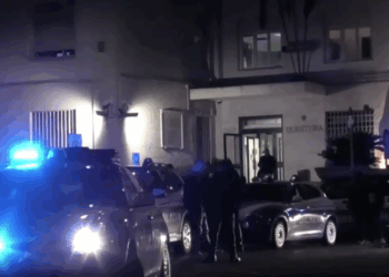 Traffico di stupefacenti e rapine, operazione della polizia a Cagliari -VIDEO